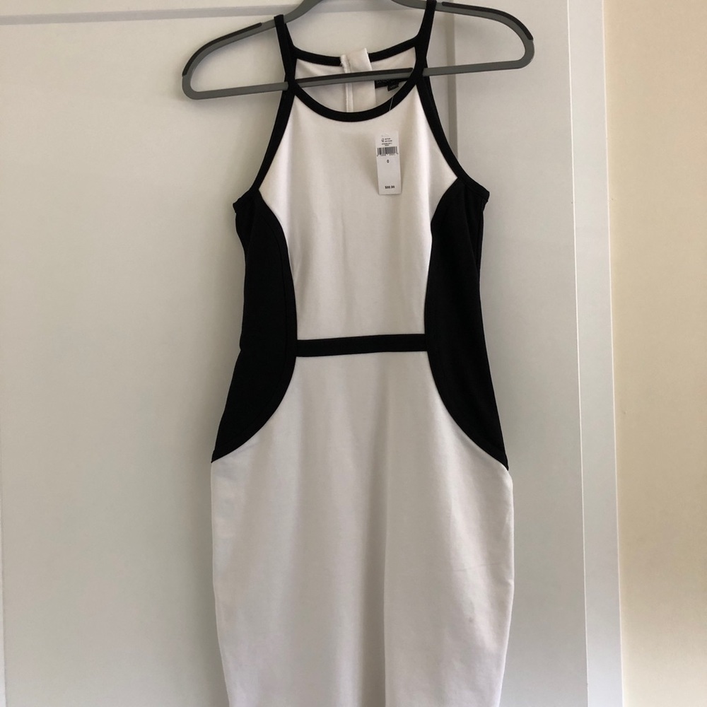 NWT Banana Republic Form Fitting Black/White Dress